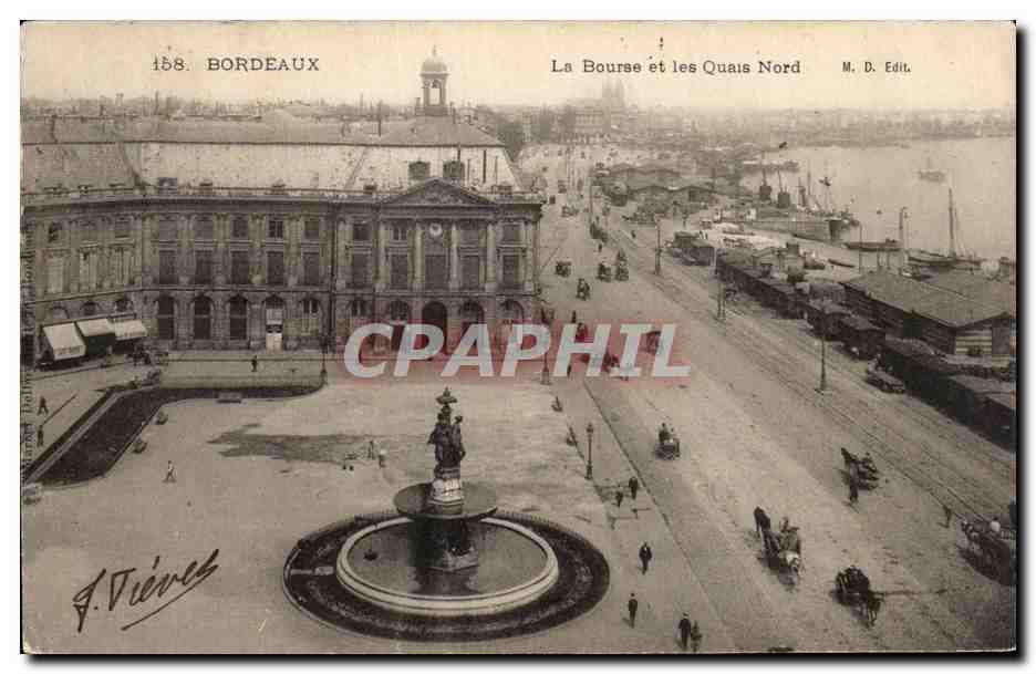 CPA Bordeaux La Bourse et les Quais Nord