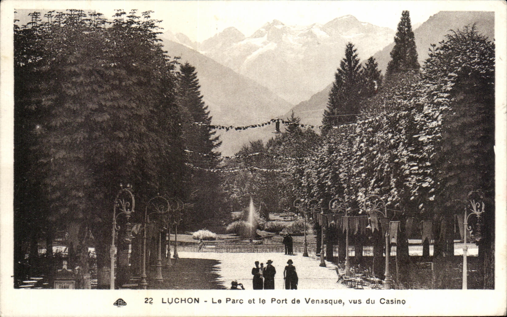 CPA Luchon Le Parc et le Port de Venasque vus du casino