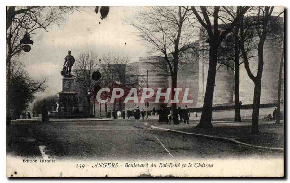 CPA Angers Boulevard du Roi Rene et le Chateau