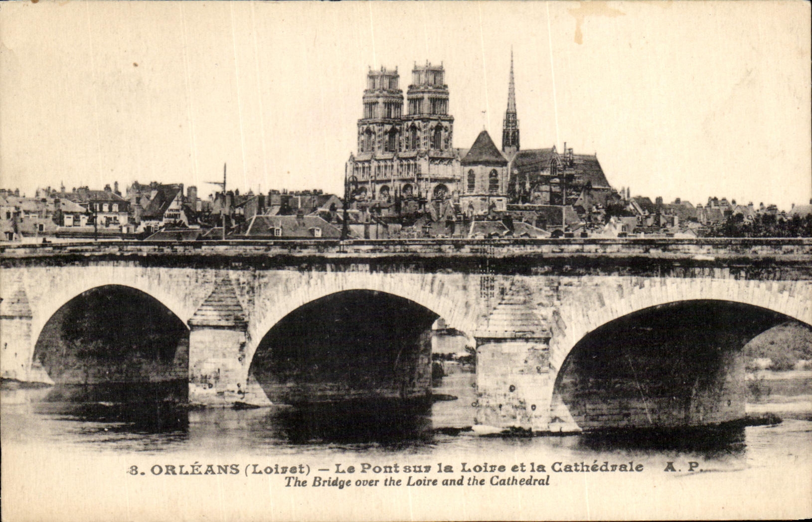 CPA Orleans Le Pont sur La Loire et la Cathedrale