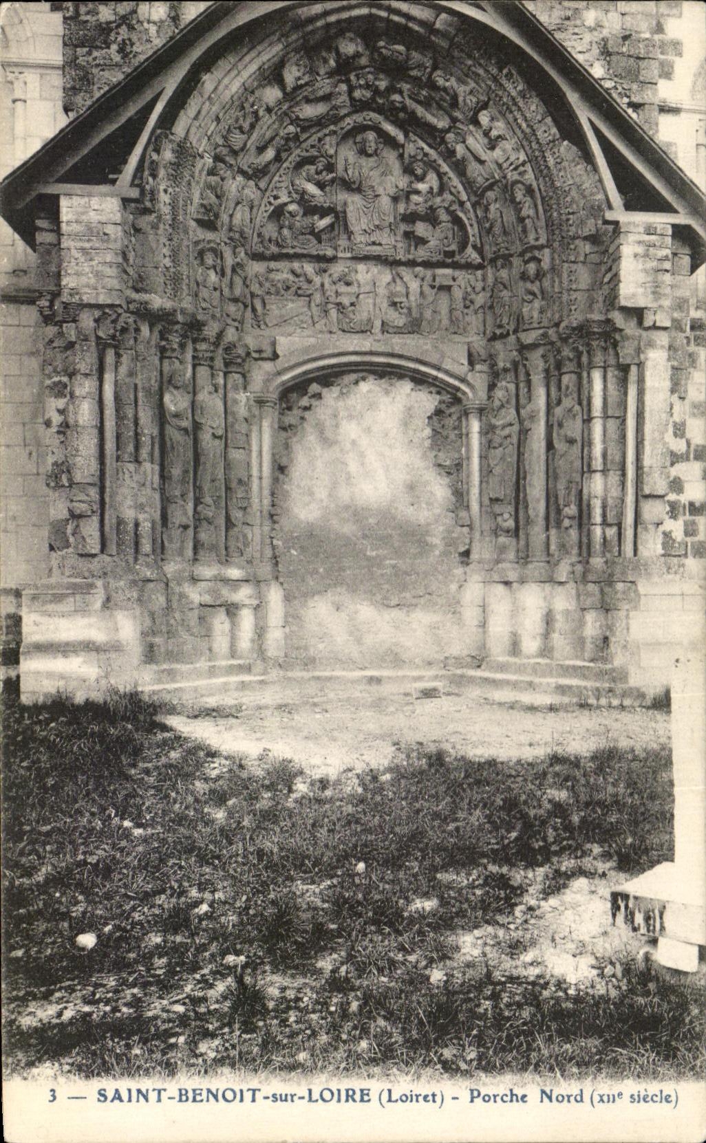 CPA Saint Benoit Sur Loire Porche Nord