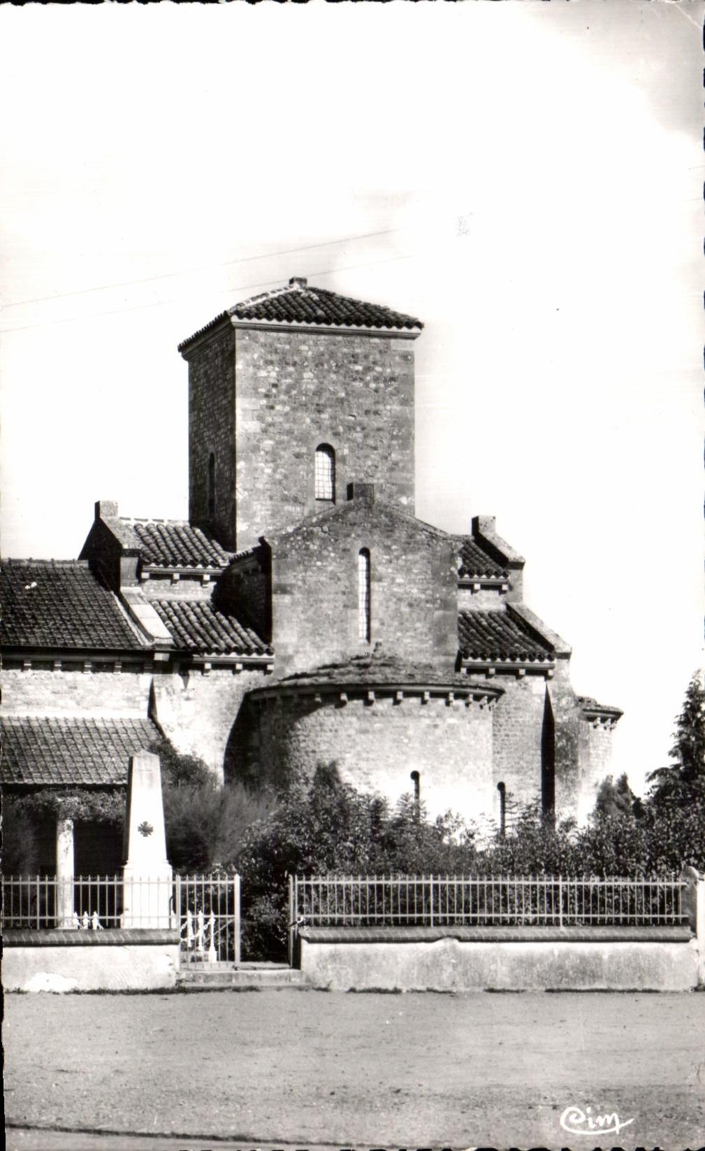 Germigny-des-Prés — L'église, consacrée en 806 — CIM, série 7