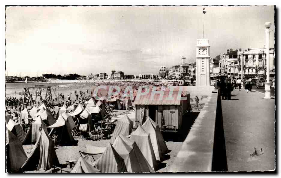 Les Sables-d'Olonne — Le Remblai et la Plage — Photo Véritable