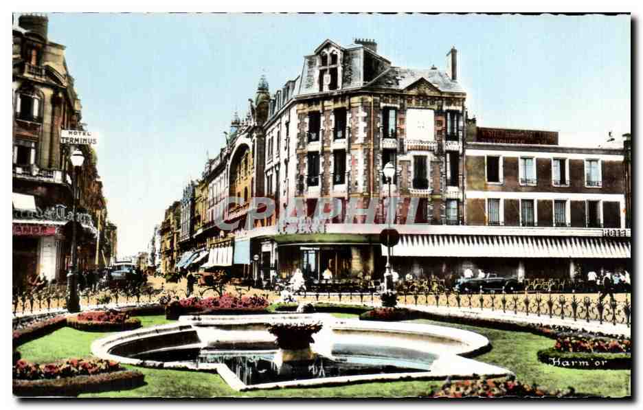 CPA Orleans Square Albert Rue de la Republique Le Berry