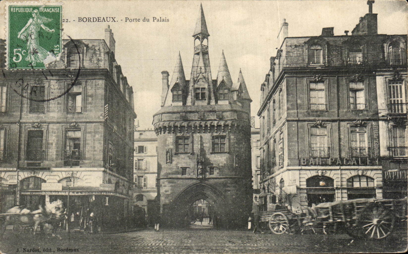 CPA Bordeaux Porte du Palais Attelages