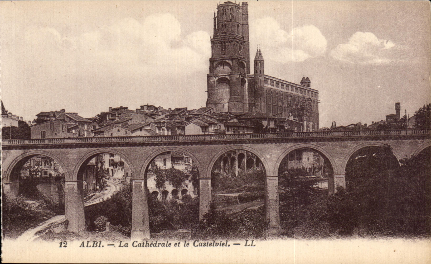 Albi — Die Kathedrale und Castelviel — LL