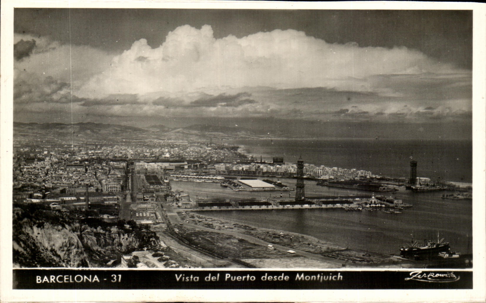 Barcelone - 31 — Vue du port depuis Montjuïch — Zer Rowits