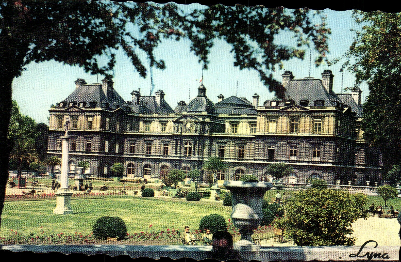 CPA Paris Le Palais du Luxembourg au siege le Senat vu des jardins