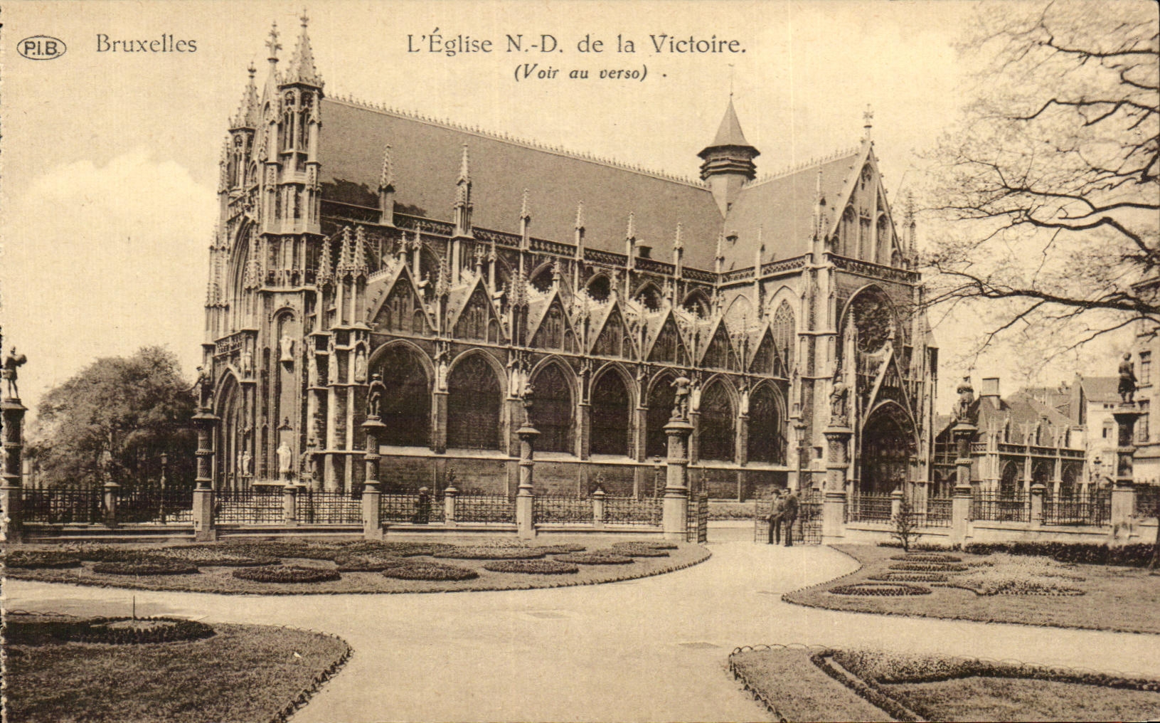 CPA Bruxelles L Eglise ND de la Victoire