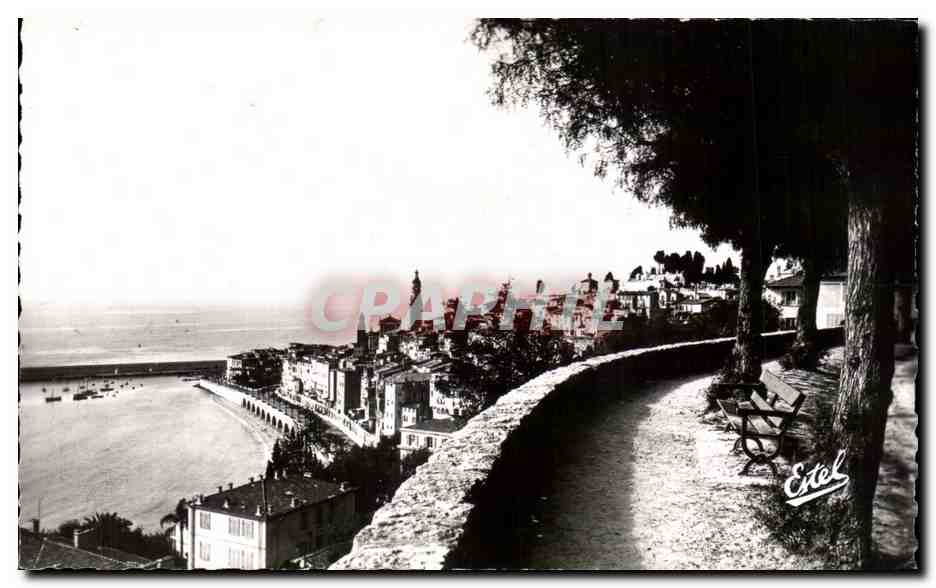 CPA Menton La Vieille Ville et le Boulevard de Garavan THe Old tawn and Garavan Boulevard