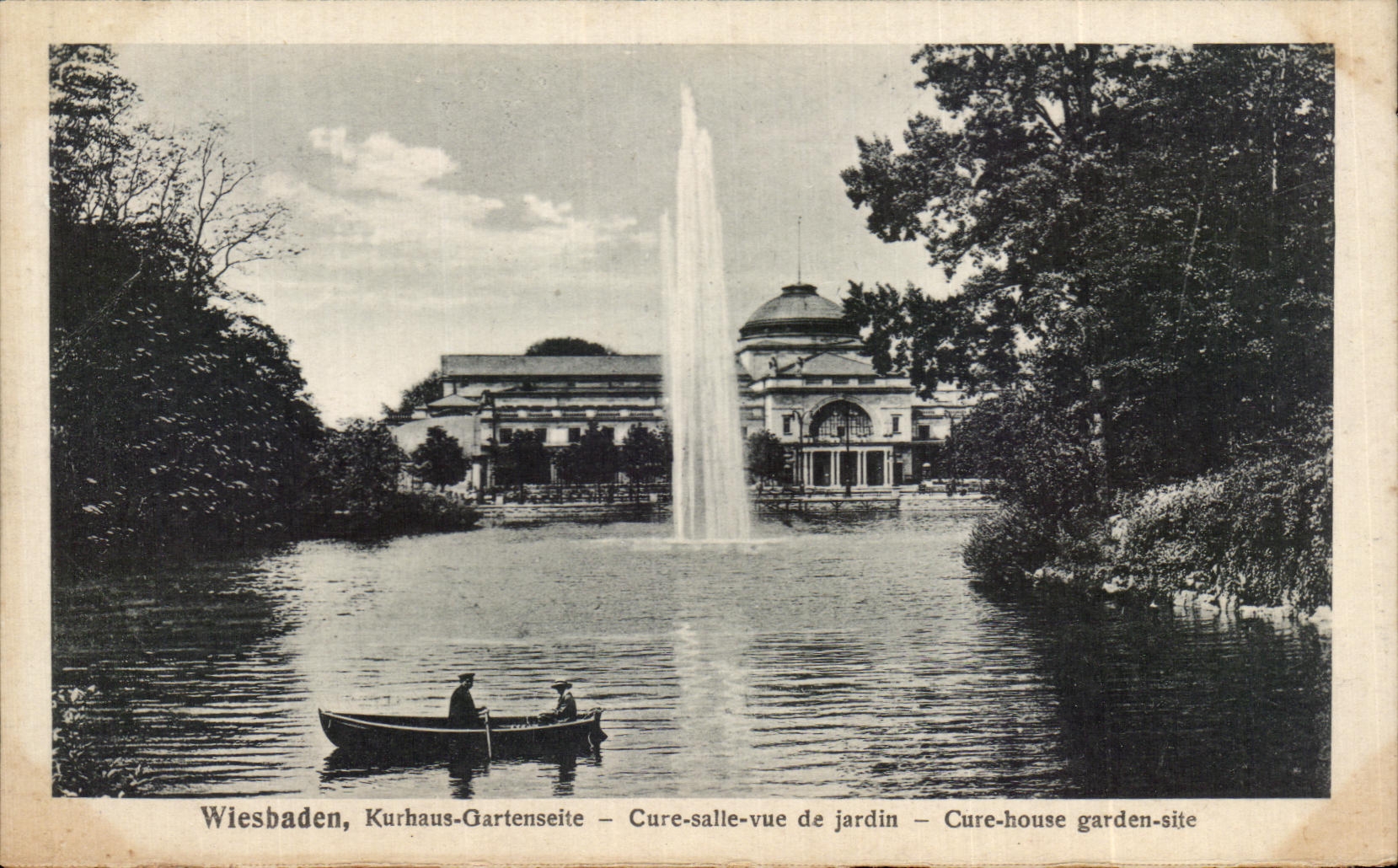 CPA Wiesbaden Kurhaus Gartenseite Curs Salle vue de Jardin Cure House Garden Site