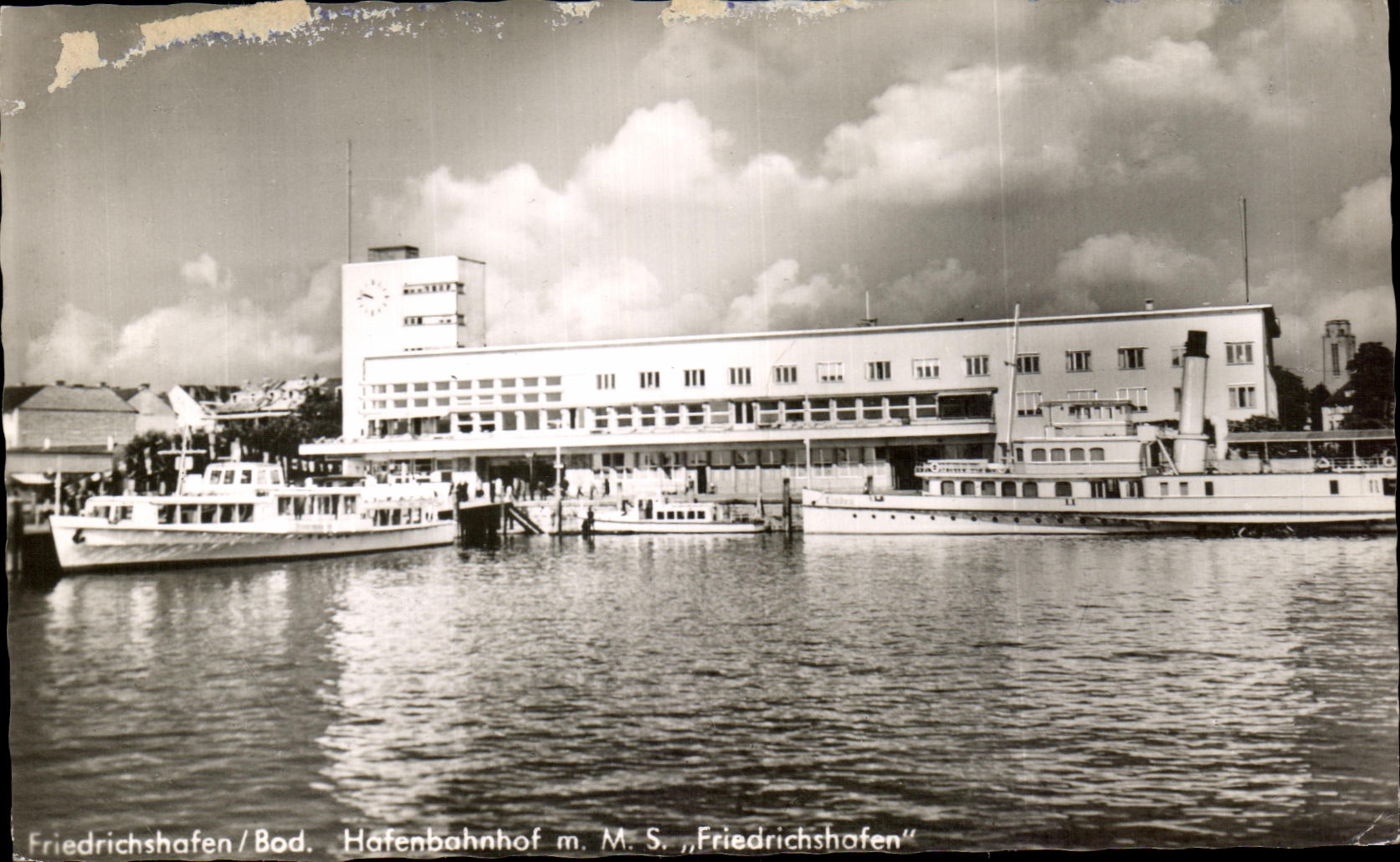 CPA Friedrichshafen Bod Hafenbahnhof M S Friedrichshafen Bateau