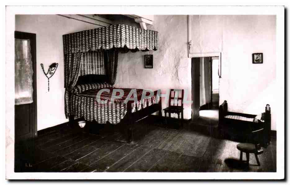 CPSM Bayonne Le Musee Basque La Chambre a coucher