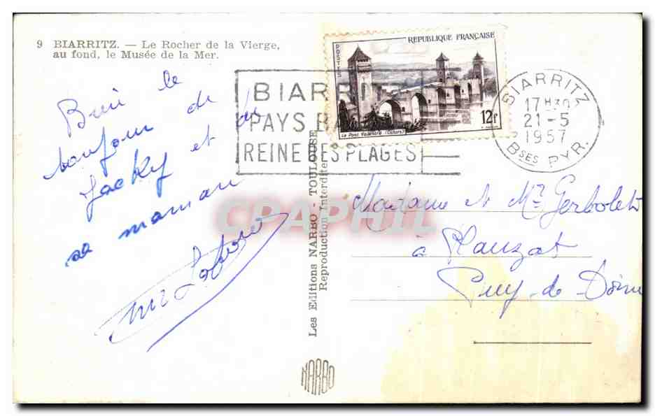 CPA Biarritz Le Rocher De La Vierge Au Fond Le Musee De La Mer — Verso