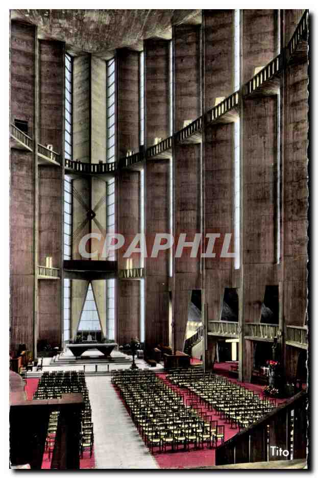 Intérieur de l'Église Notre-Dame — Royan — éditeur Tito