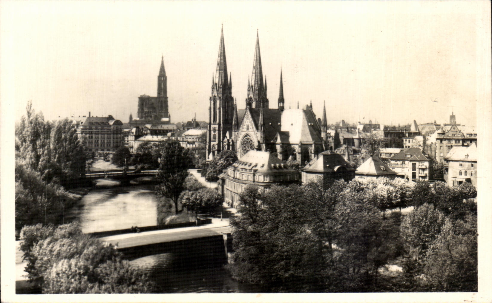 CPA Strasbourg Cathedrale et Eglise St Paul