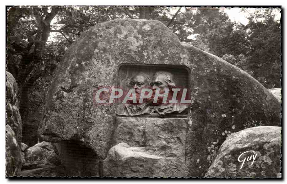 CPA Barbizon En Foret de Fontainebleau Le Medaillon Rousseau Millet