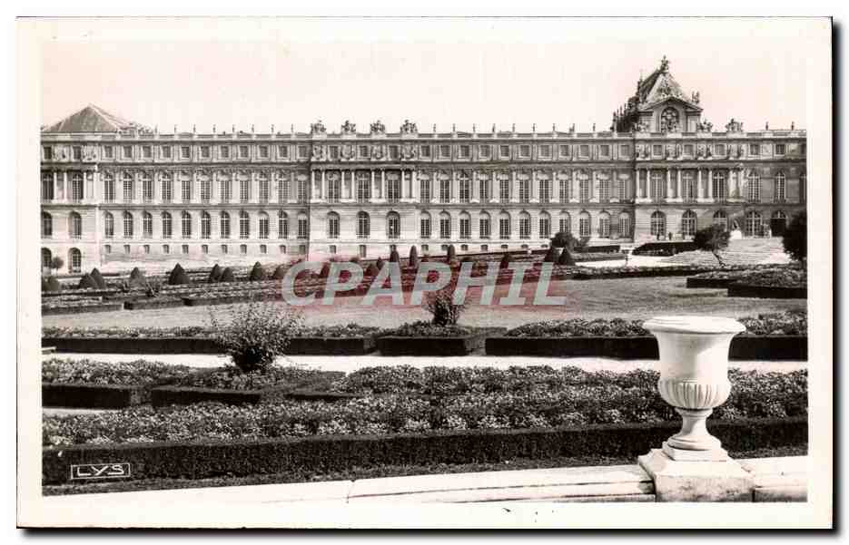 CPA Versailles Facade Sur Le Parc Les Parterres