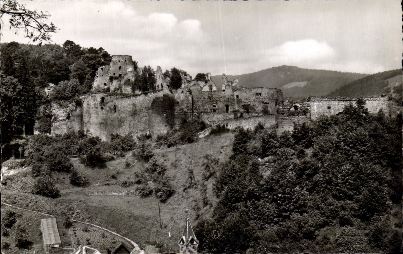 Ruine Hardenburg bei Bad Dürkheim/Pfalz — éditeur Emil Hartmann, Mannheim, n° 4194