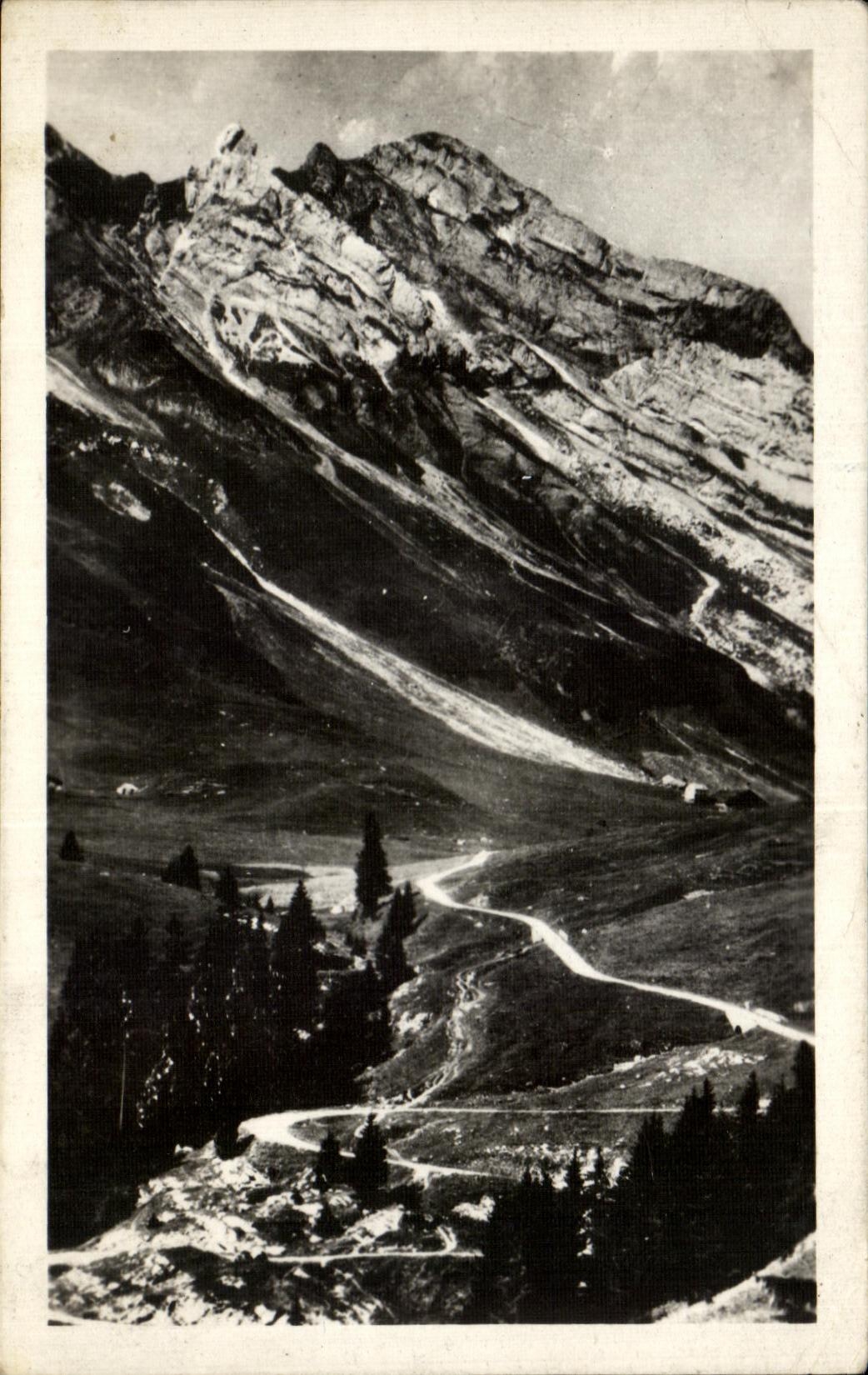 Route des Alpes — Descente d'Aravis - Les lacets sur La Glettaz et Rocs de la Tête (2.483 m.) — Fabrication Française n°786