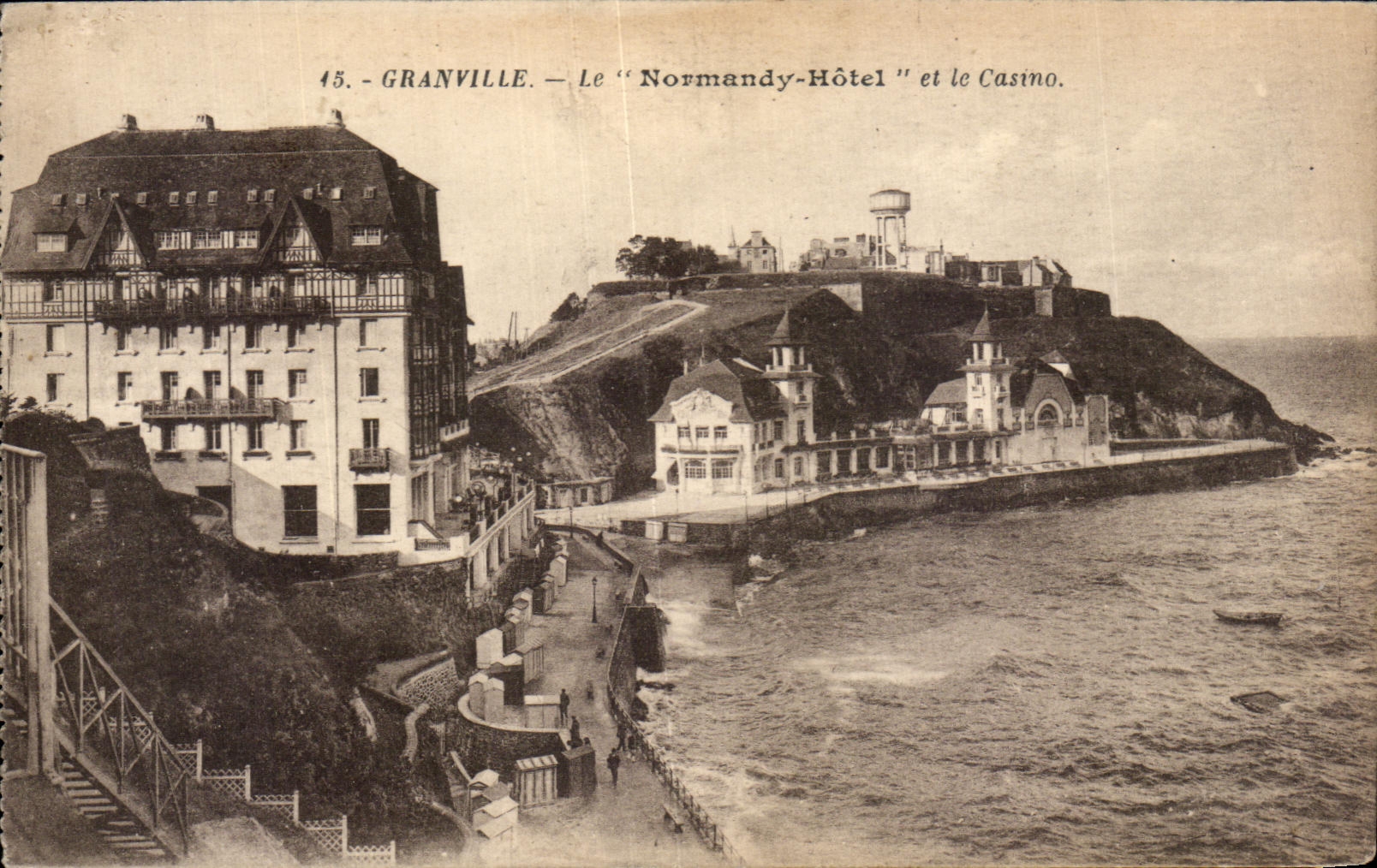 Granville — Le "Normandy-Hôtel" et le Casino.