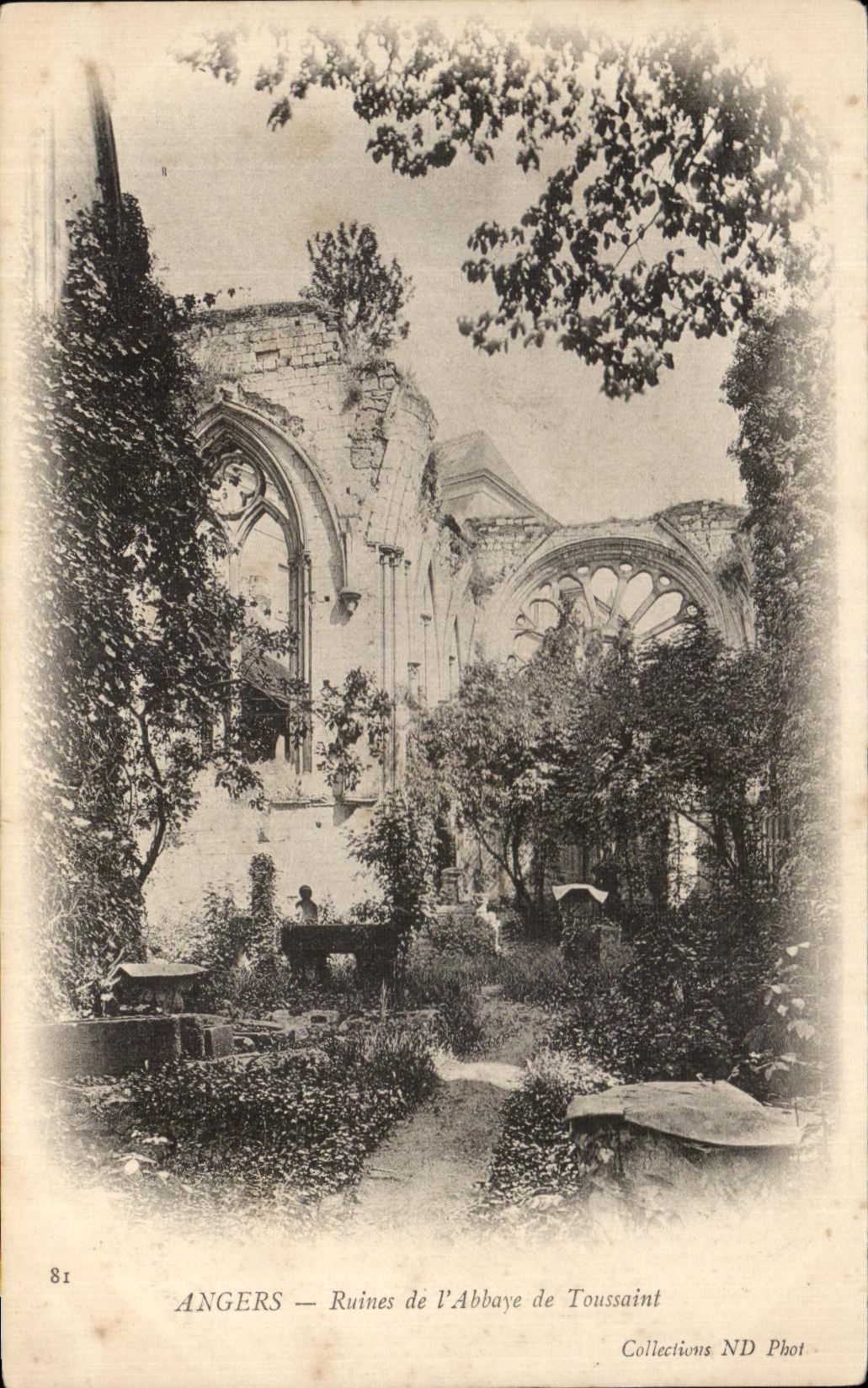 CPA Angers Ruines de l'Abbaye de Toussaint
