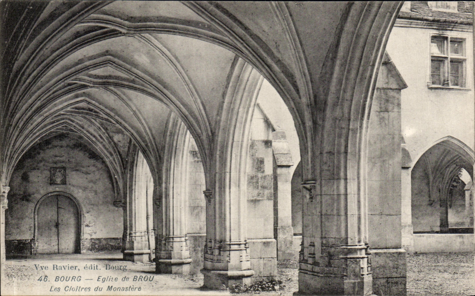 Bourg — Église de Brou — Les Cloîtres du Monastère — Vve Ravier, édit. Bourg