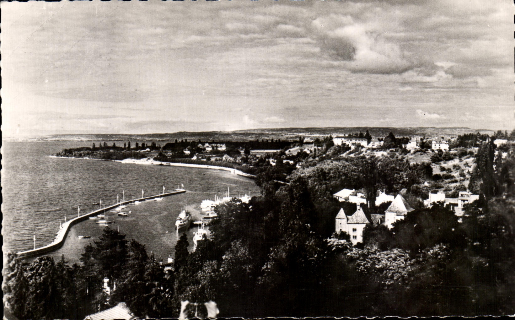 Thonon-les-Bains — La Rade et Pointe de Ripaille — Gromus, Paris