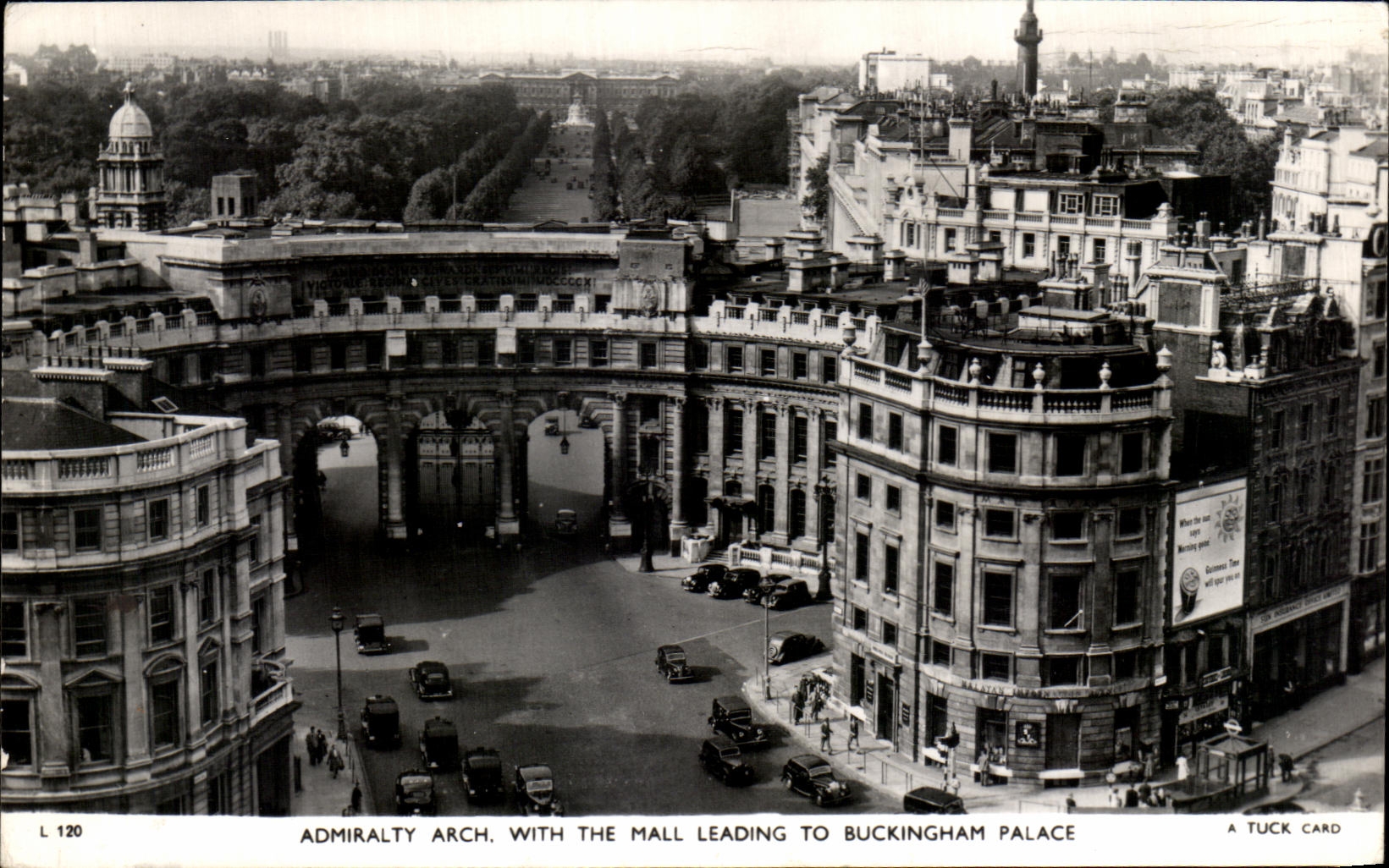 CPA Admiralty Arch With the Mall Leading to Buckingham Place London Londres
