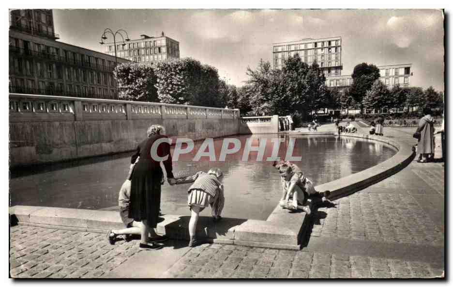 CPA Le Havre Jardin de l'Hotel de Ville Le bassin Enfants