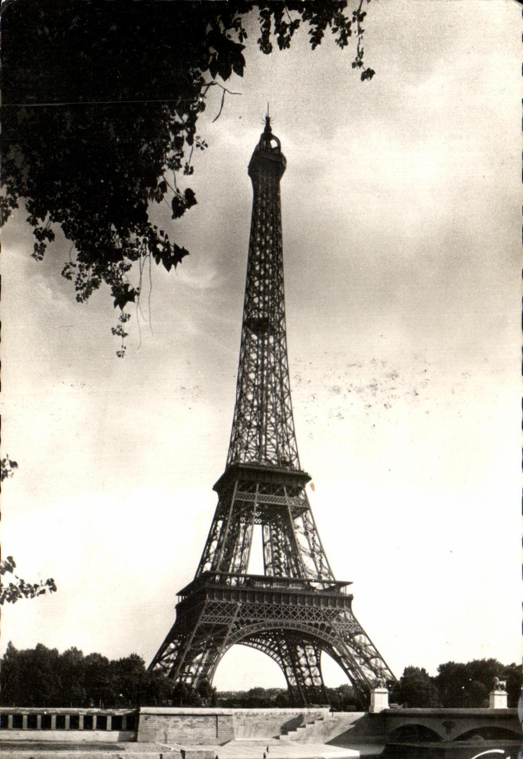 Eiffelturm — Ansicht von der Avenue de Tokio — Édit d'Art GUY, Paris