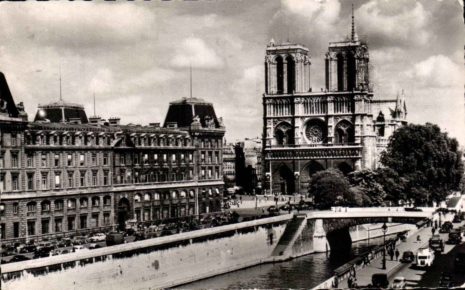 CPA Paris Notre Dame et le Pont Au Double