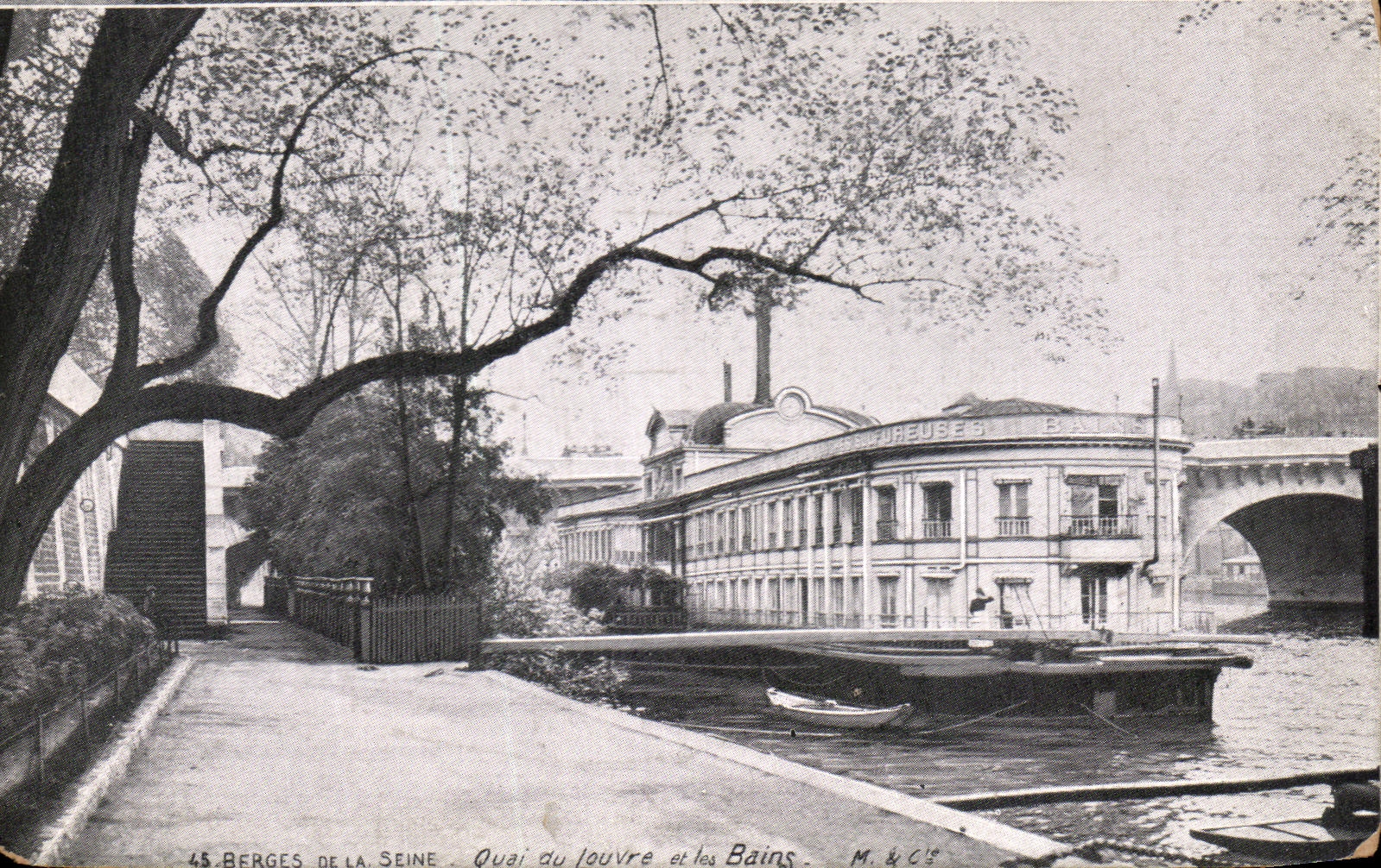 CPA Berges De La Seine Quai Du Louvre De Les Bains Paris Peniche 