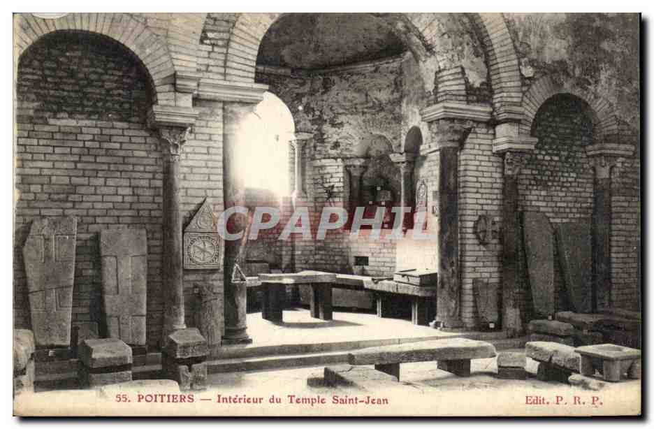 Poitiers — Intérieur du Temple Saint-Jean — Edit. P. R. P.