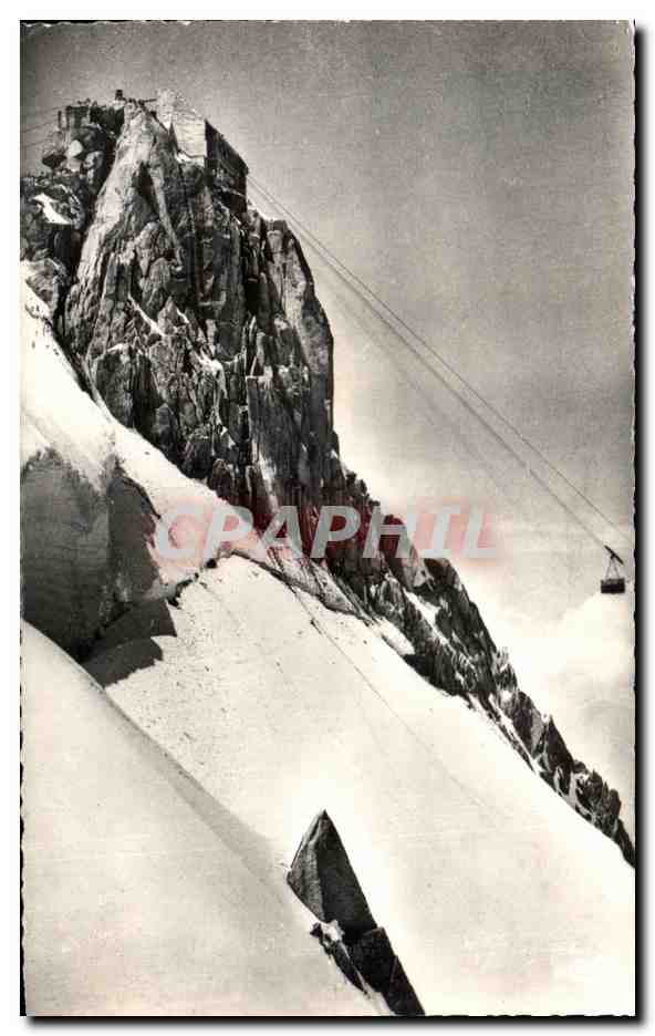 Aiguille du Midi — Arrival Station of the Cable Car — Le Club Haut du Monde