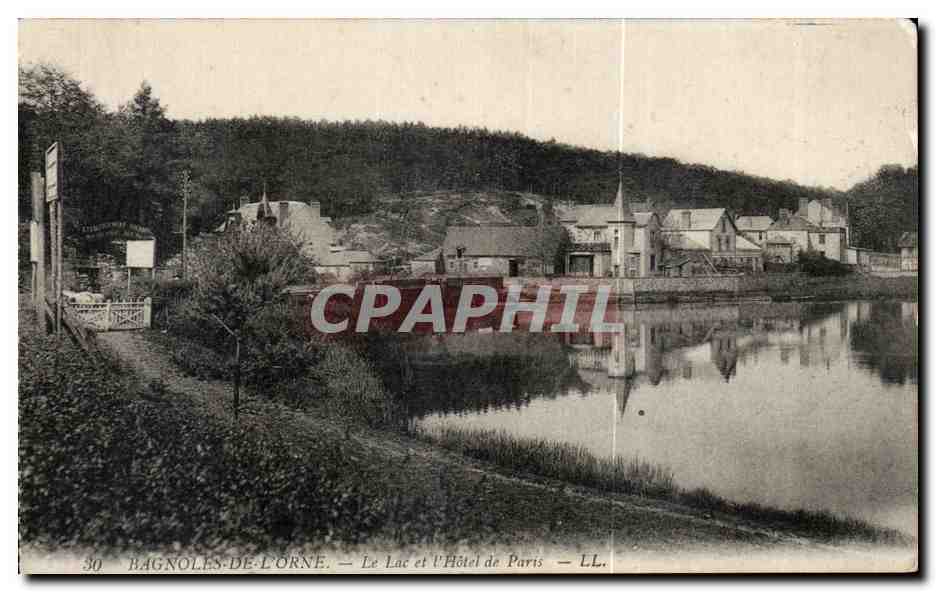 Bagnoles-de-l'Orne — El Lago y el Hotel de París — LL.