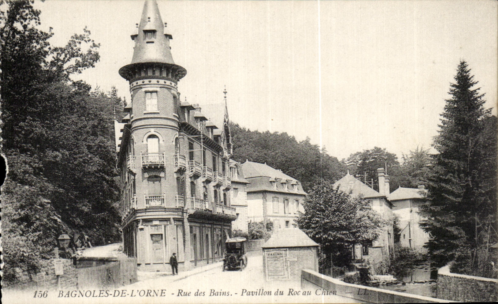 Bagnoles-de-l'Orne - Rue des Bains - Pavillon du Roc au Chien — LL. — n° 156