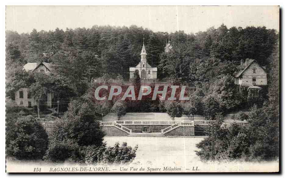 CPA Bagnoles De L'Orne Une Vue du Square Melodion