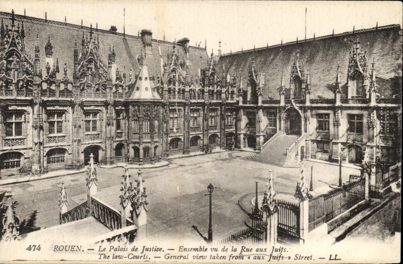 CPA Rouen Le Palais de Justice Ensemble vu de la Rue aux Juifs Judaica