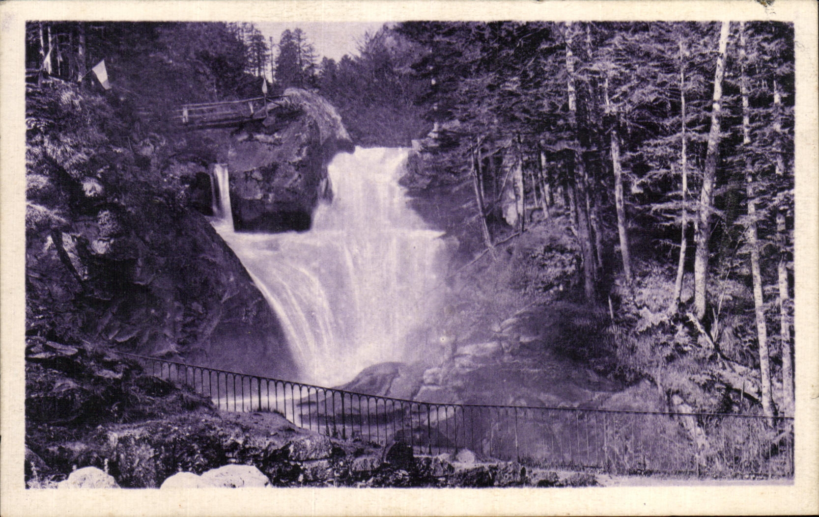 Cascade du Cerisay — Les Beaux Paysages de France — Bloc frères, Bordeaux