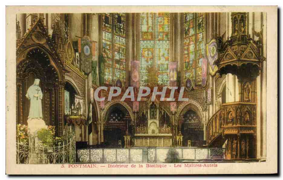 CPA Pontmain Interieur de la Basiliqe Les Maitres Autels
