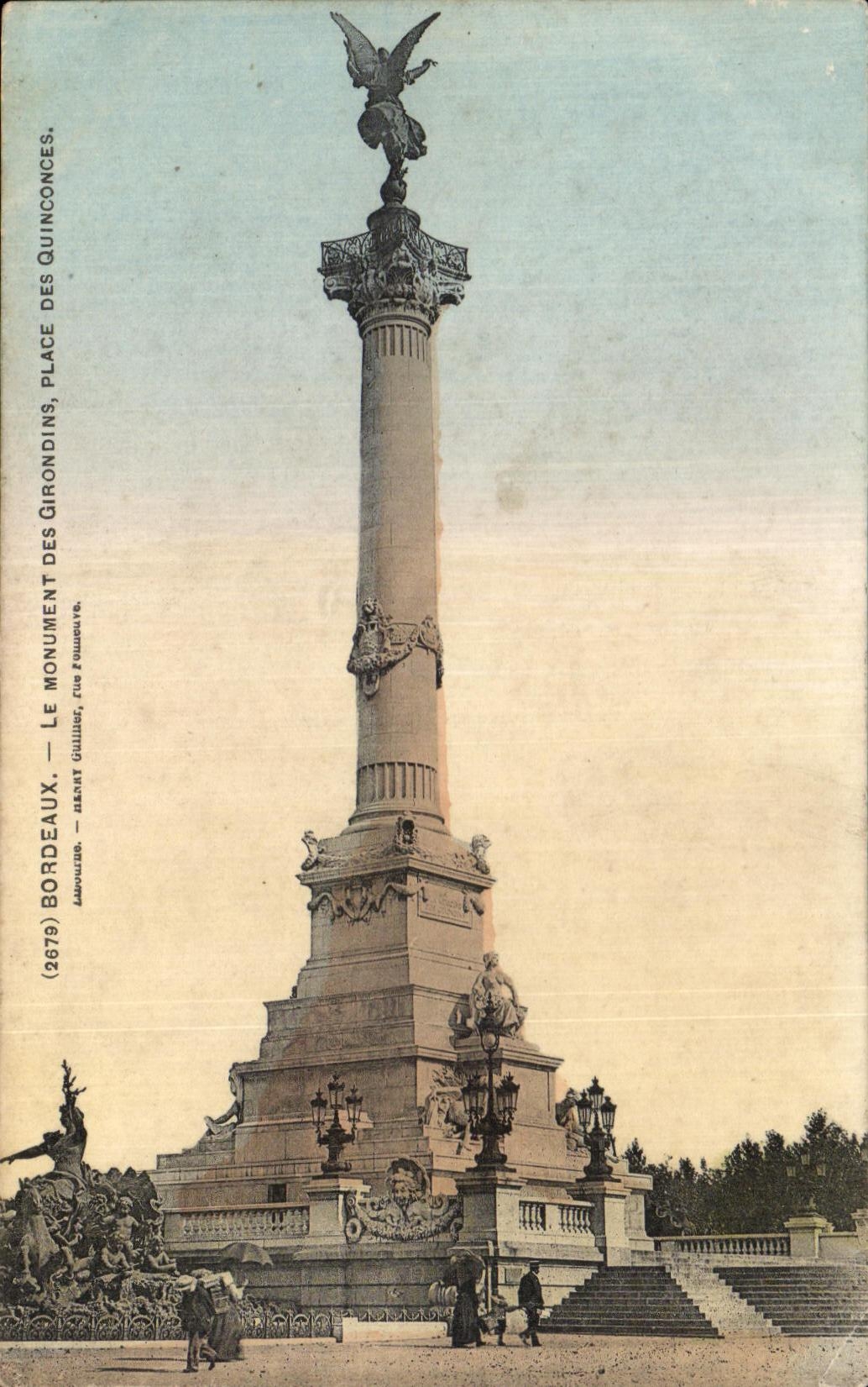 CPA Bordeaux Le Monument des Girondins Place des Quincones