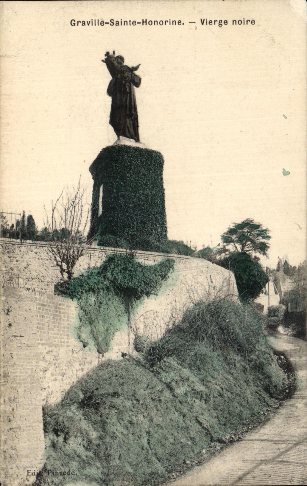CPA Graville Sainte Honorine vierge Noire