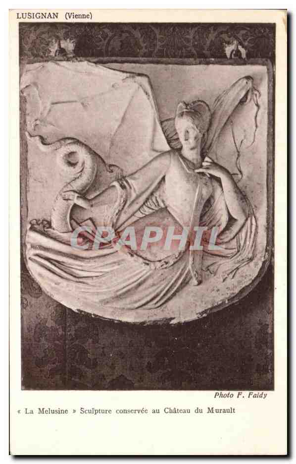 CPA Lusignan La Melusine Sculpture conservee au Chateau du Murault