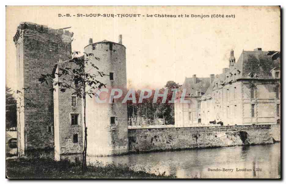 CPA St Loup Sur Thouet Le Chateau et le Donjon (Cote est)