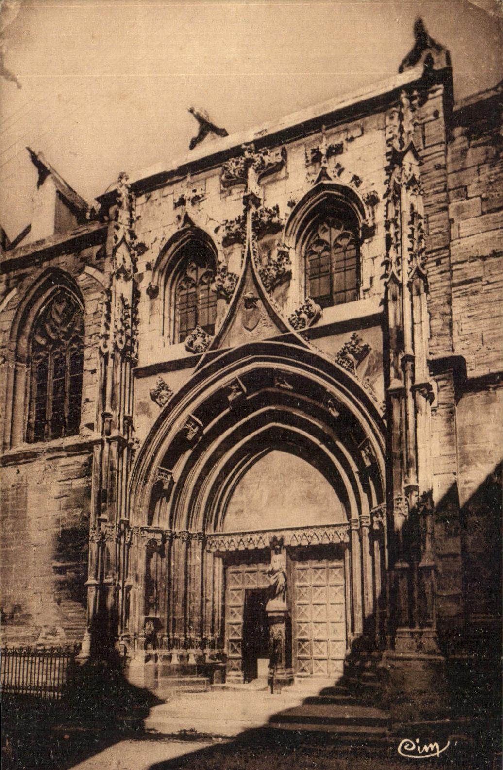 Carpentras (Vaucluse) — Cathédrale Saint-Siffrein — La Porte Juive — éditeur Cimy