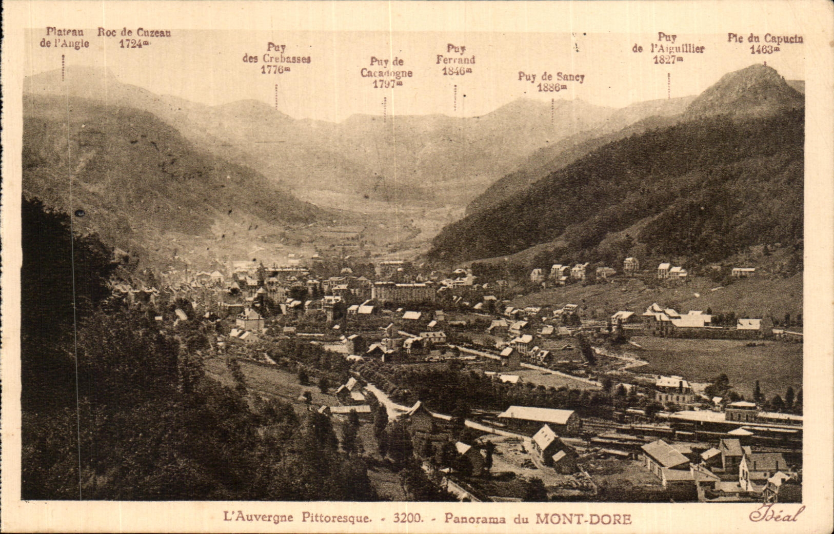 L'Auvergne Pitttoresque — Panorama du MONT-DORE — Éditions "Idéal" Vichy
