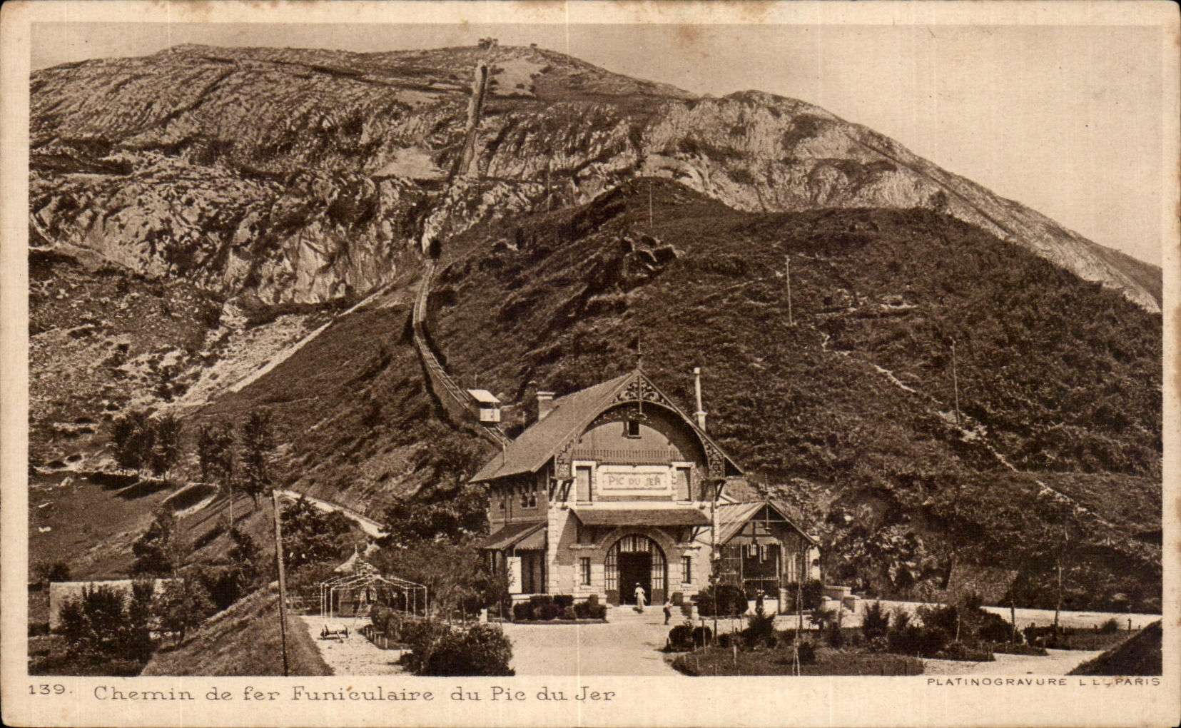 CPA chemin de fer funiculaire du pic du jer Lourdes