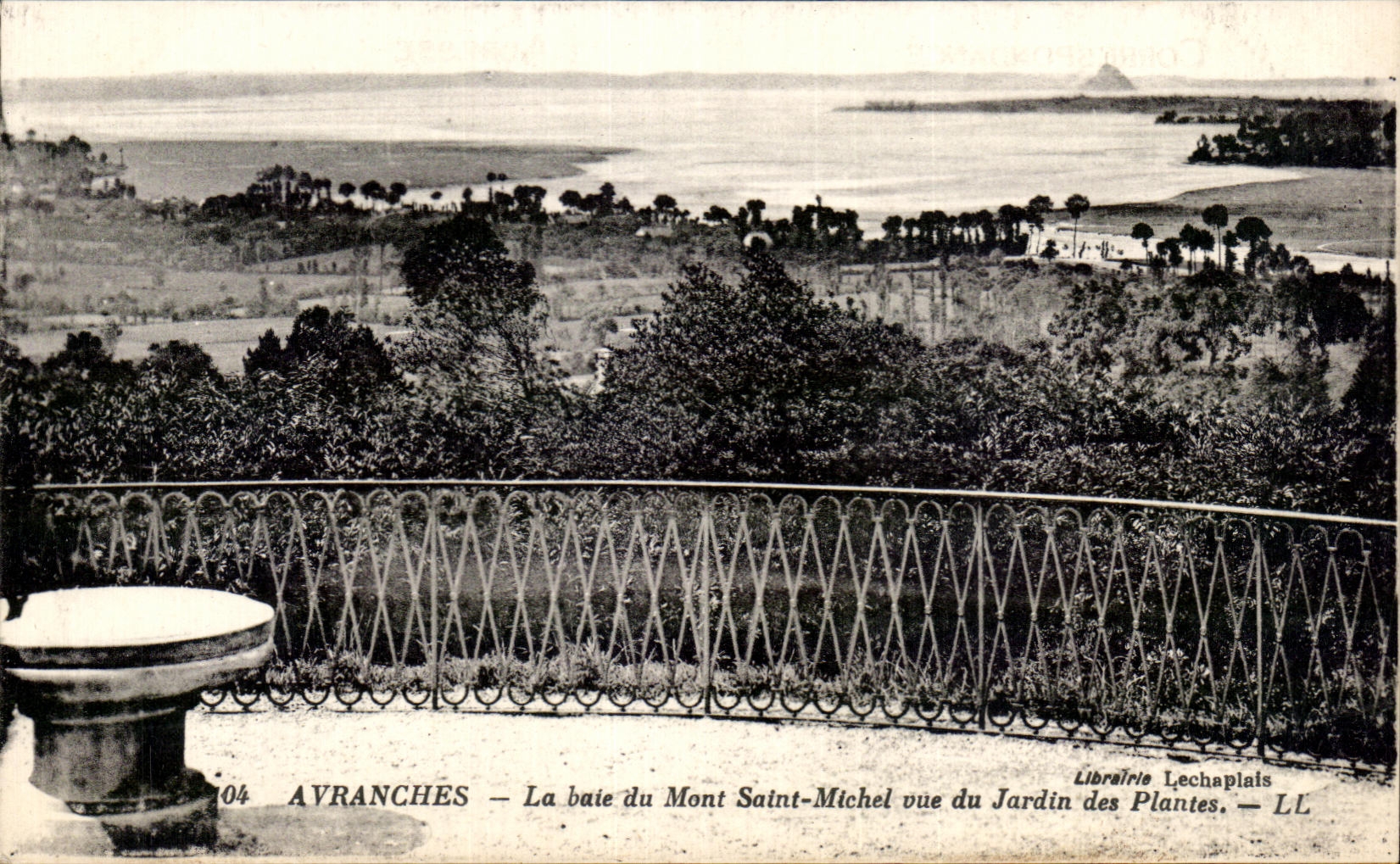 Avranches — La baie du Mont Saint-Michel vue du Jardin des Plantes — Librairie Lechaplais — LL