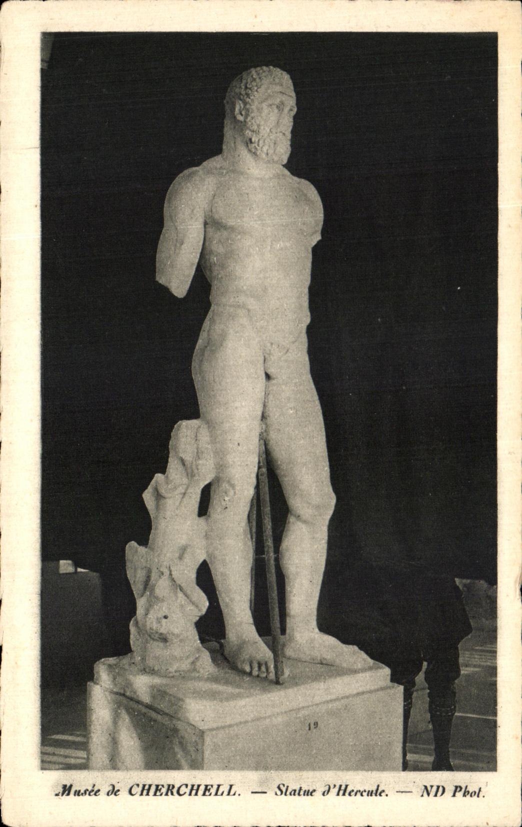 Musée de Cherchell — Statue d'Hercule — ND Phot.